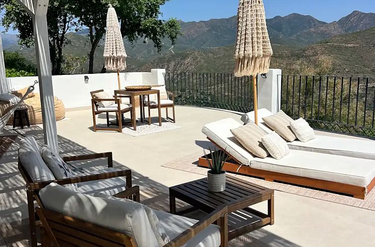 Guest house 155271123 - Apartment Costa del Sol - The View - La Mairena Forest
