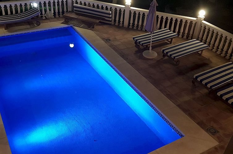 Vakantiehuis Ferienvilla mit Jacuzzi