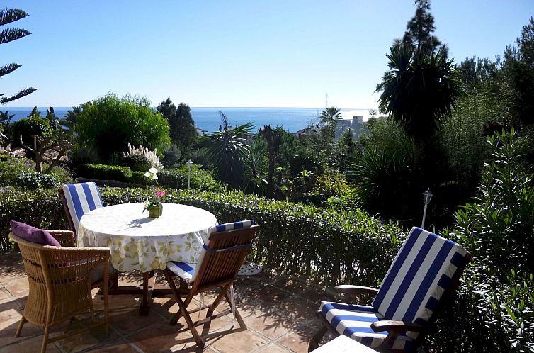 Appartement Gemütliches 1-Zimmer-Apartment mit eigener Terr