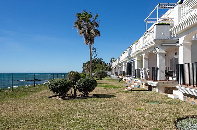 Appartement El Faro on the Beach