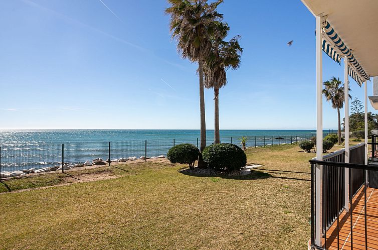 Appartement El Faro on the Beach