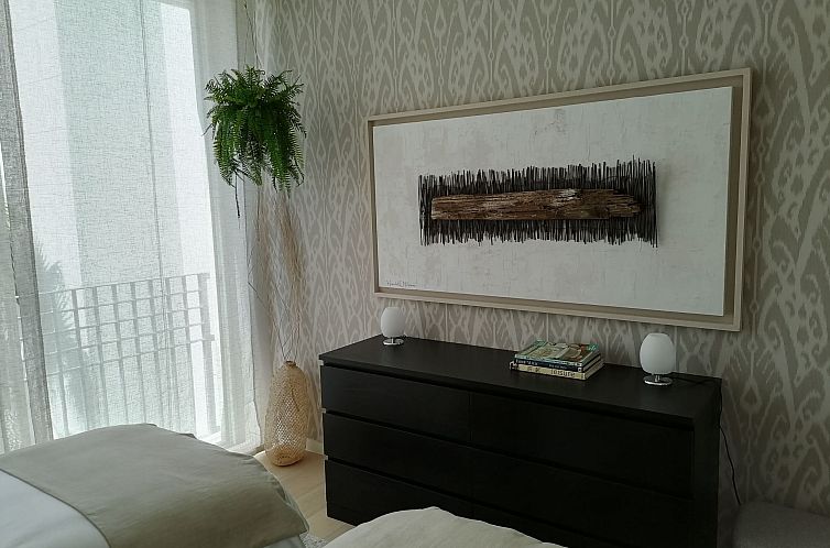 Appartement Exklusives Neubau-Penthouse mit Meerblick und Po