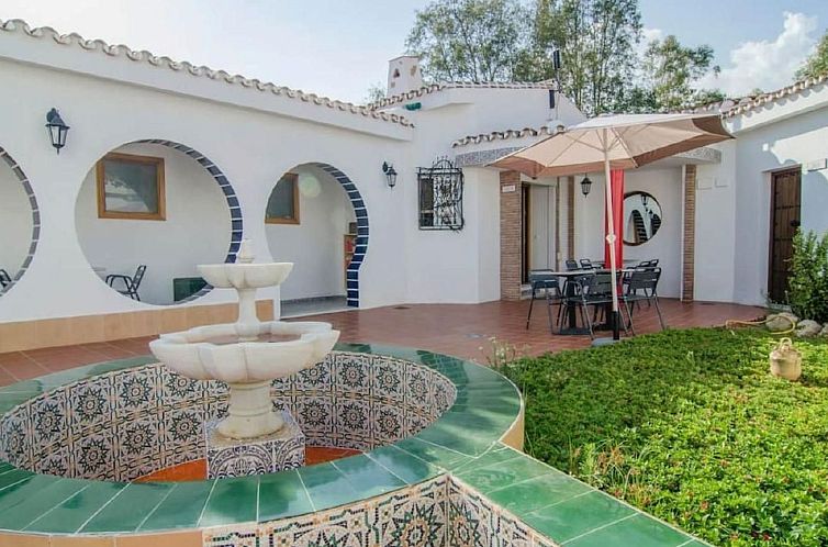 Appartement "Huelva" mit Gemeinschaftspool in einem andalusi