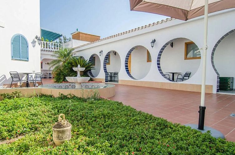 Appartement "Sevilla" mit Gemeinschaftspool in einem andalus