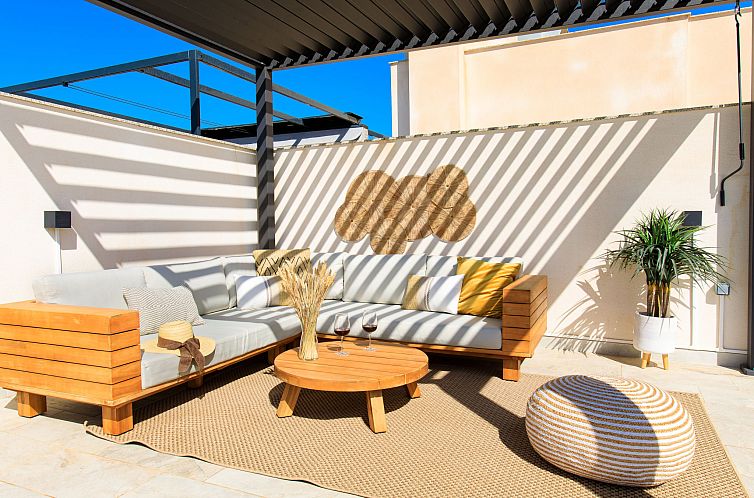 Appartement Marinsa Beach, Sea View/Roof terrace