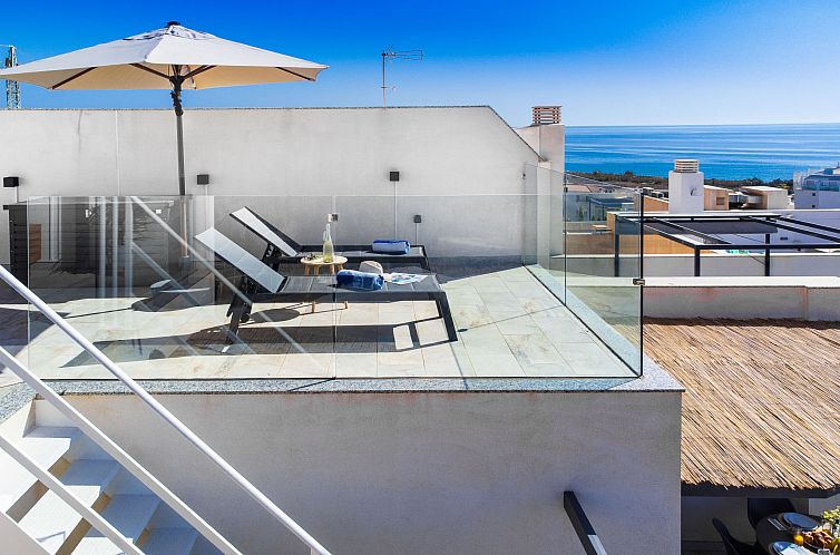 Appartement Marinsa Beach, Sea View/Roof terrace