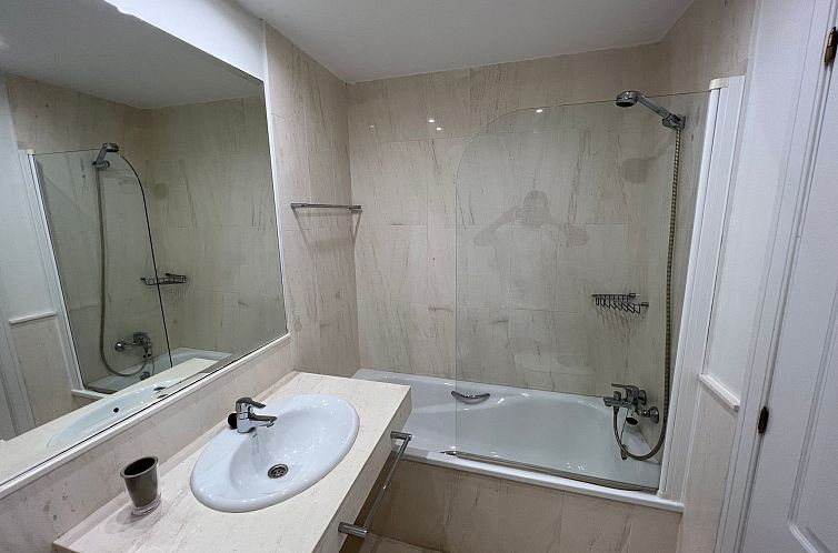 Appartement in Sitio De Calahonda mit Privatem Parkplatz und