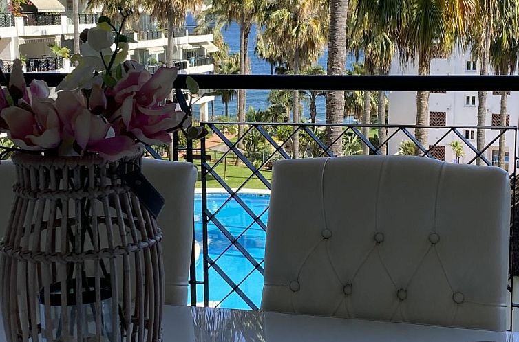 Appartement mit Infinity-Pool