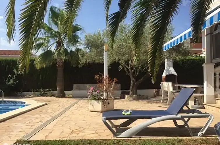 Aan zee in Spanje Villa Calisa
