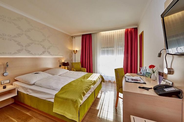Hotel am Badersee