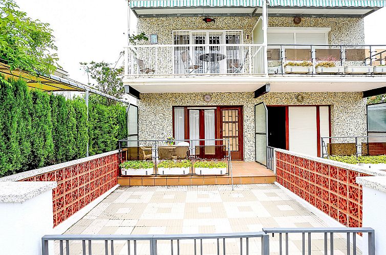 Guest house 1560338 - Apartment Costa Dorada - Appartement Gladiols