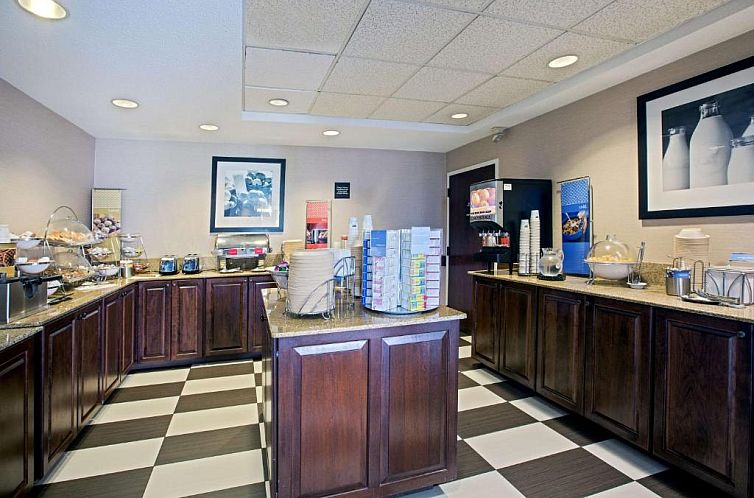 Hampton Inn West Springfield