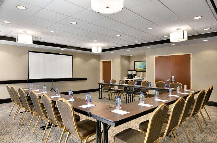 Hampton Inn & Suites Mahwah