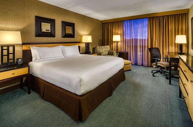 DoubleTree by Hilton Chicago - Arlington Heights