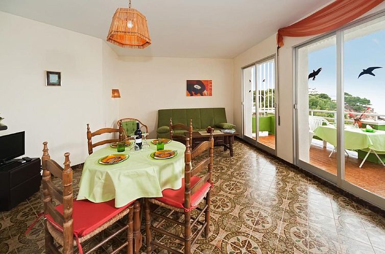 Appartement mit Balkon