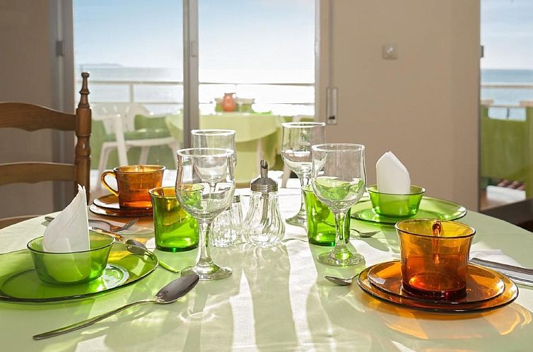Appartement mit Balkon