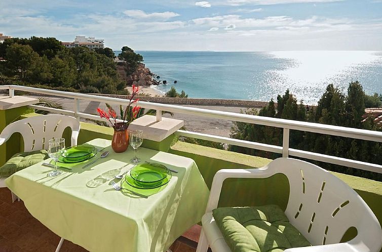 Appartement mit Balkon