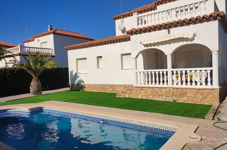Unterkunft 1563137 - Ferienhaus Costa Dorada - Vakantiehuis Laura