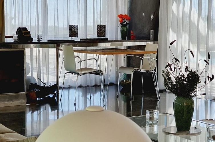 Vakantiehuis Design Vila mit Pool