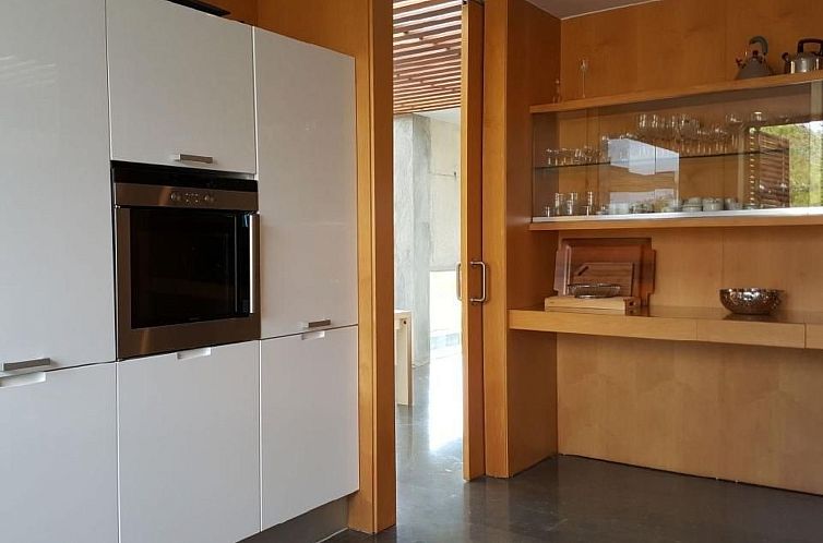 Vakantiehuis Design Vila mit Pool