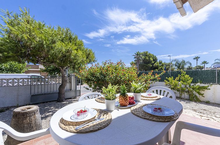 Guest house 1567054 - Holiday property Costa Dorada - Vakantiehuis D1