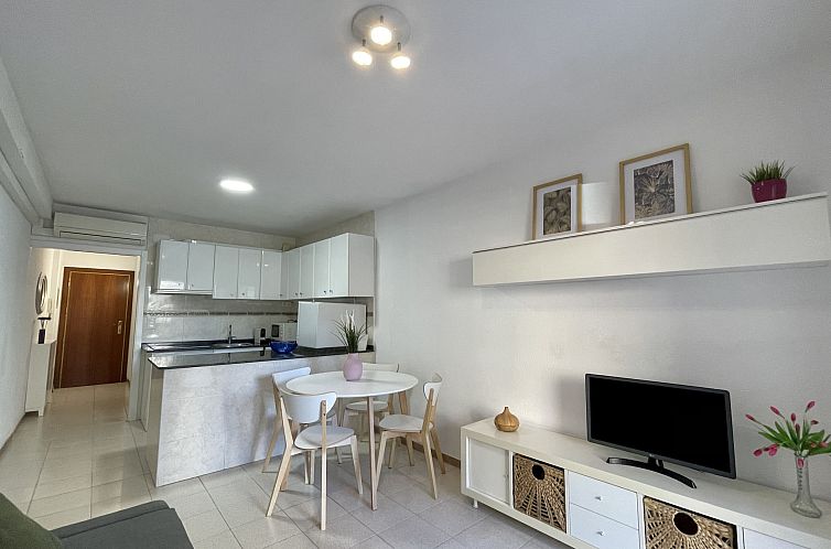 Appartement LA PINEDA HOLIDAY APARTMENT