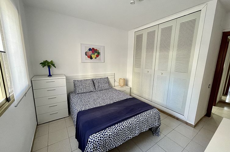 Appartement LA PINEDA HOLIDAY APARTMENT