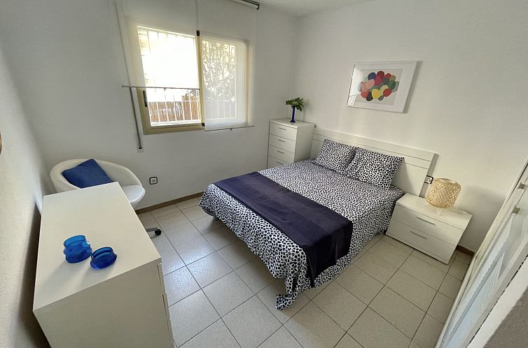 Appartement LA PINEDA HOLIDAY APARTMENT