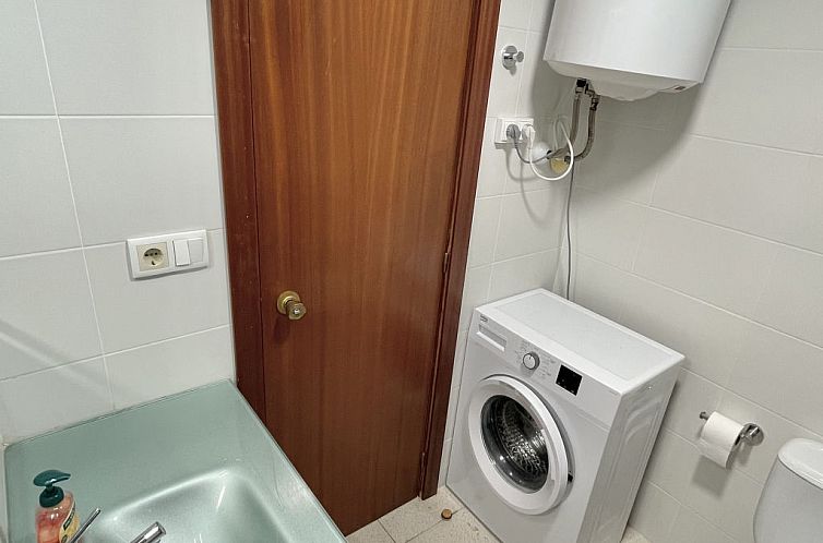 Appartement LA PINEDA HOLIDAY APARTMENT