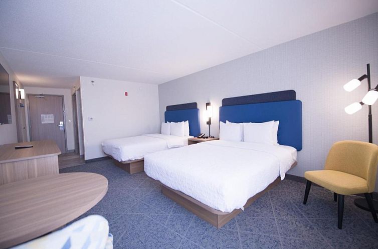 Hampton Inn Chicago-Carol Stream