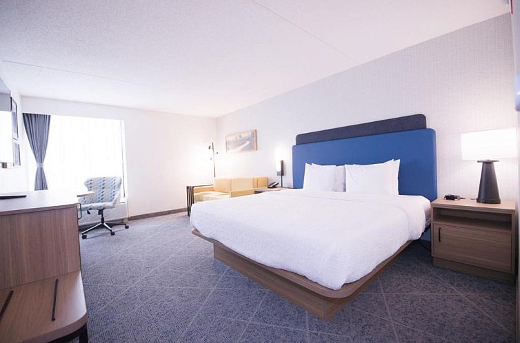 Hampton Inn Chicago-Carol Stream