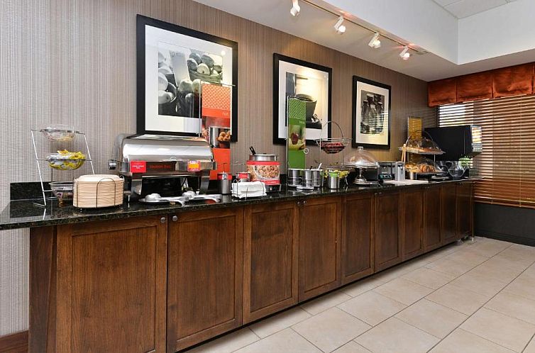 Hampton Inn Chicago-Carol Stream