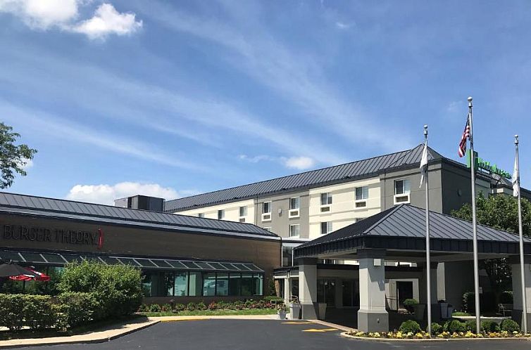 Holiday Inn Hotel & Suites Chicago-Carol Stream/Wheaton, an 