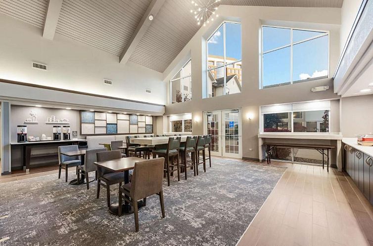 Hampton Inn & Suites Chicago-Hoffman Estates