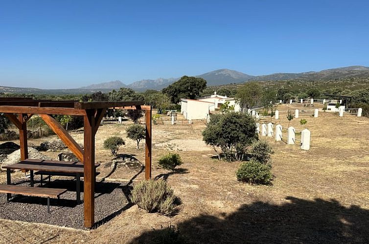 Relax at Cottage in Navalafuente, a vacation home in Madrid surrounded by peaceful nature and mountain landscapes.