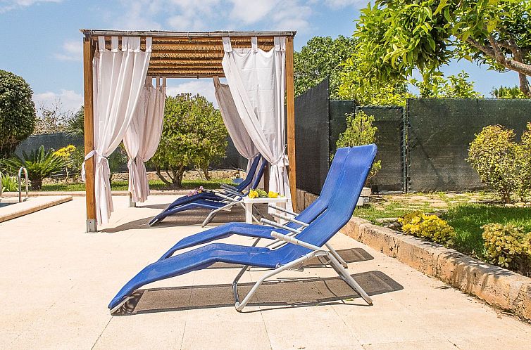 Vakantiehuis "Pula Viñas" mit Terrasse