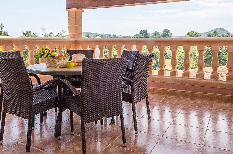 Vakantiehuis "Pula Viñas" mit Terrasse