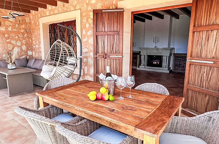 Vakantiehuis Luxus Ferienvilla Finca for Holiday Spa Retreat