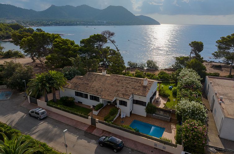 Vakantiehuis VILLA ES PINARO - BEACH FRONT