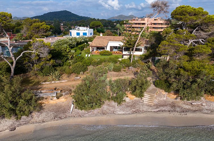 Vakantiehuis VILLA ES PINARO - BEACH FRONT