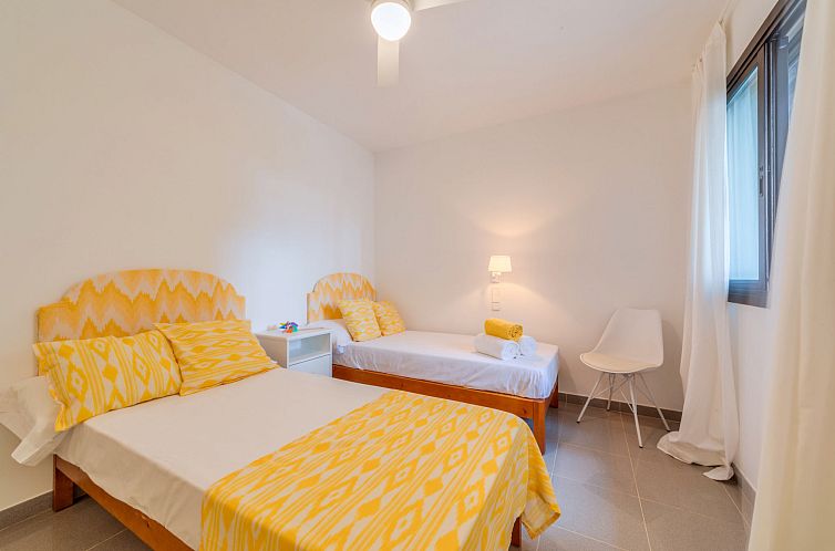 Vakantiehuis VILLA ES PINARO - BEACH FRONT