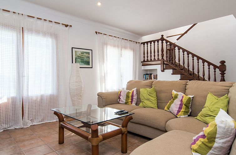 Vakantiehuis Fantastische Finca mit überdachter Terrasse