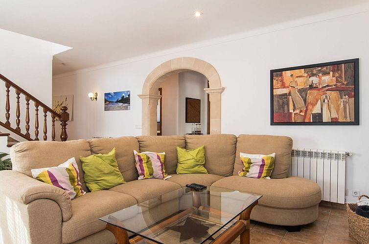 Vakantiehuis Fantastische Finca mit überdachter Terrasse