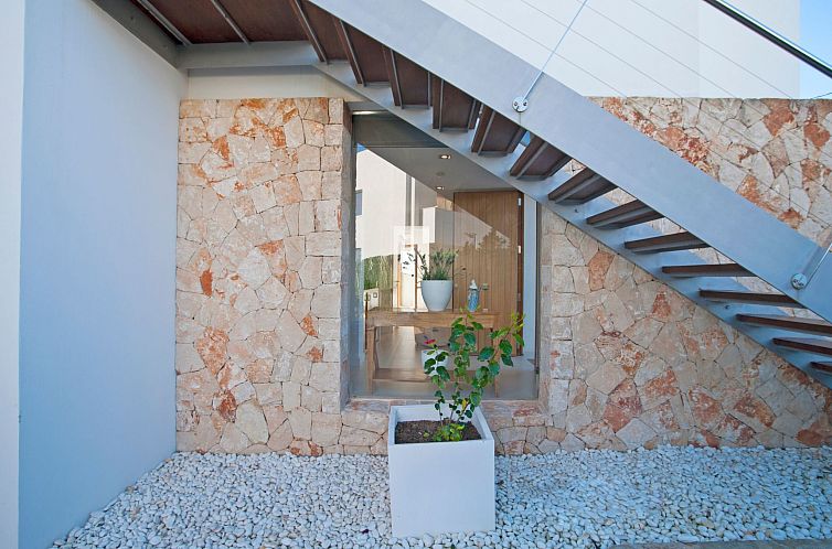 Vakantiehuis Majestätische Villa mit 5 Schlafzimmern und Po