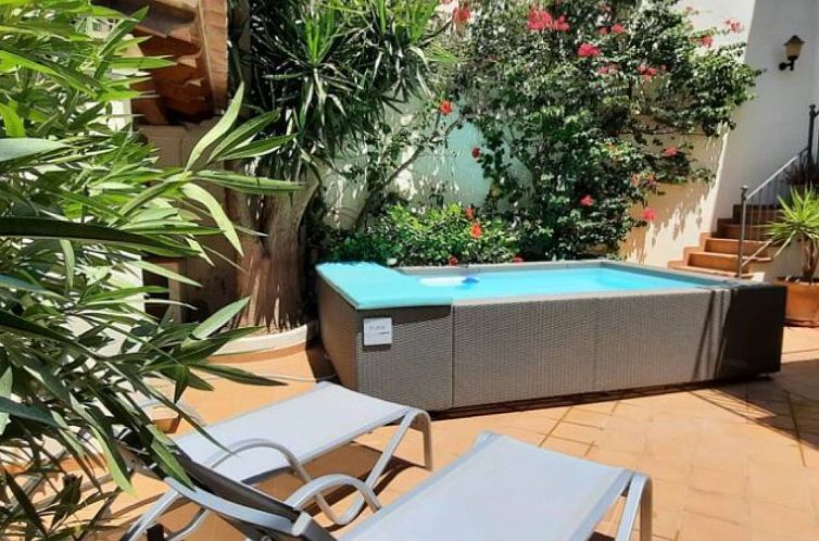 Vakantiehuis Can Alou - Dorfhaus mit mediterranem Charme