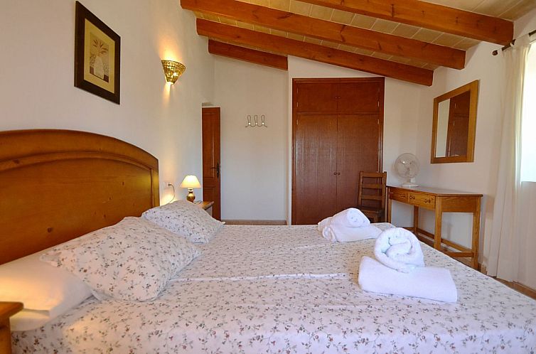 Vakantiehuis Wunderschönes Landhaus im Landhausstil mit Poo
