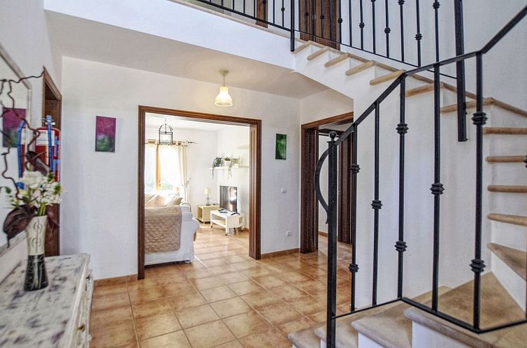 Vakantiehuis Gemütliches Ferienhaus mit Pool