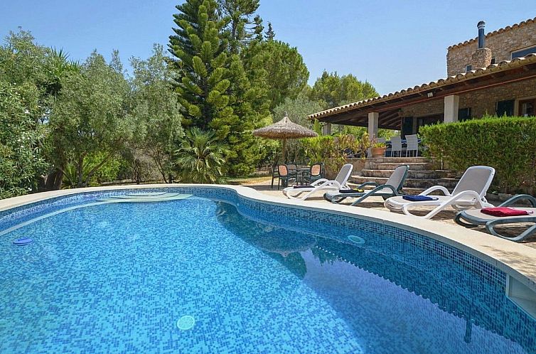 Vakantiehuis Villa mit Garten, Grill und Terrasse