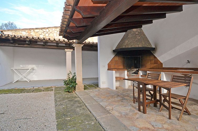 Vakantiehuis Tiraset