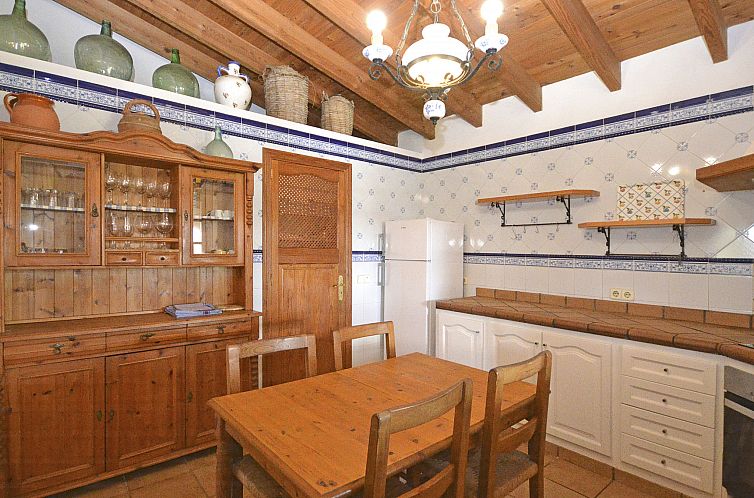 Vakantiehuis Tiraset